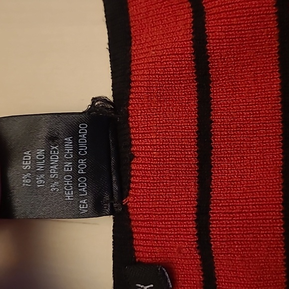 LIKE NEW Y2K Sculpture Silk Red and Black Striped V-neck Sweater - Picture 7 of 11